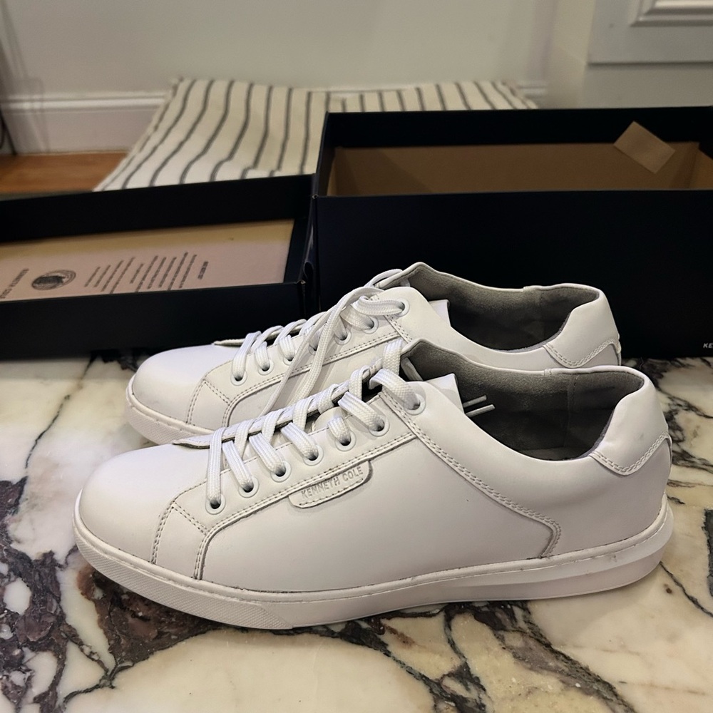 White Leather Sneakers - size 9 MED